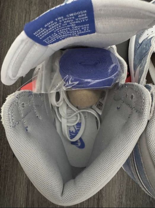 Jordan 1 hyper royal