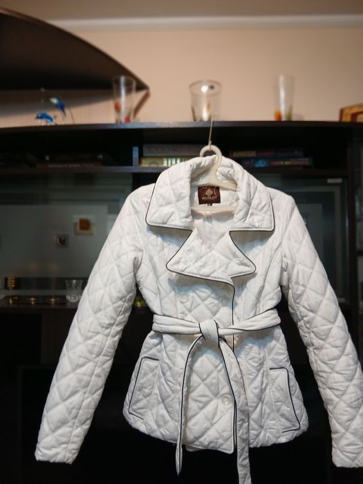 Женская куртка демисезонная