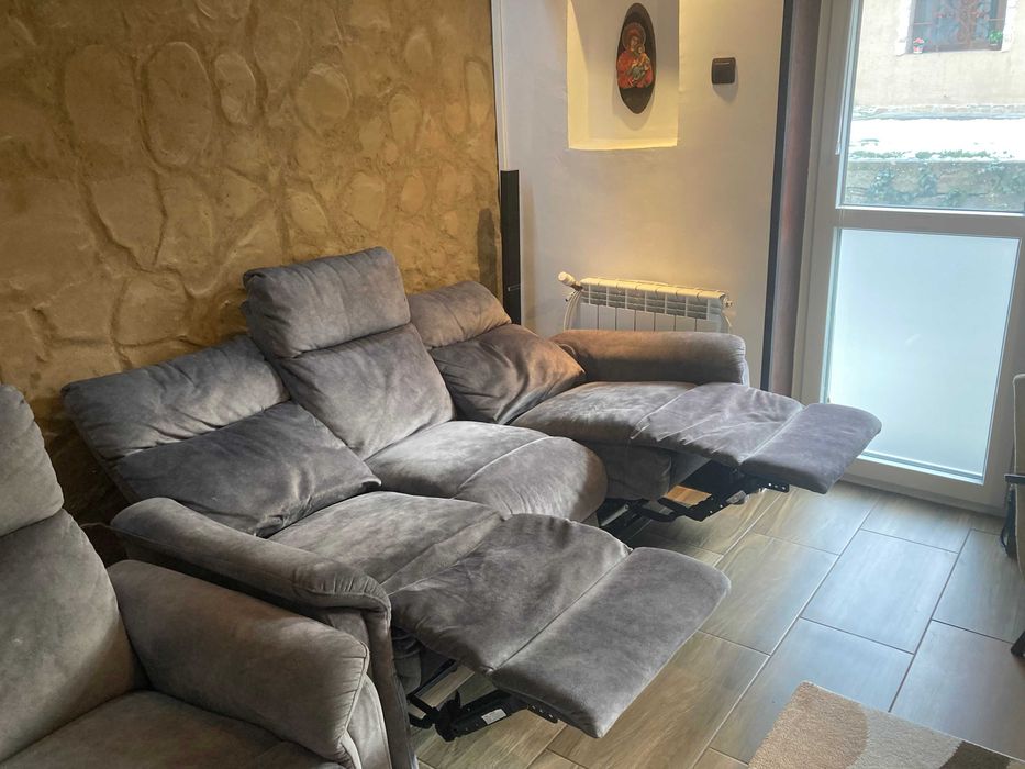 Сив диван 3-ка с фотьойл. С Релакс механизъм за повдигане на краката!