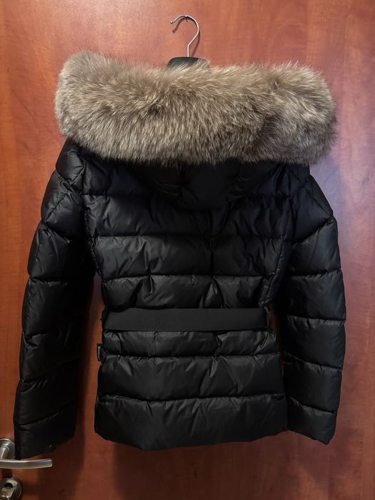 Якетакожени и пух Moncler, елек Ermanno Scervino