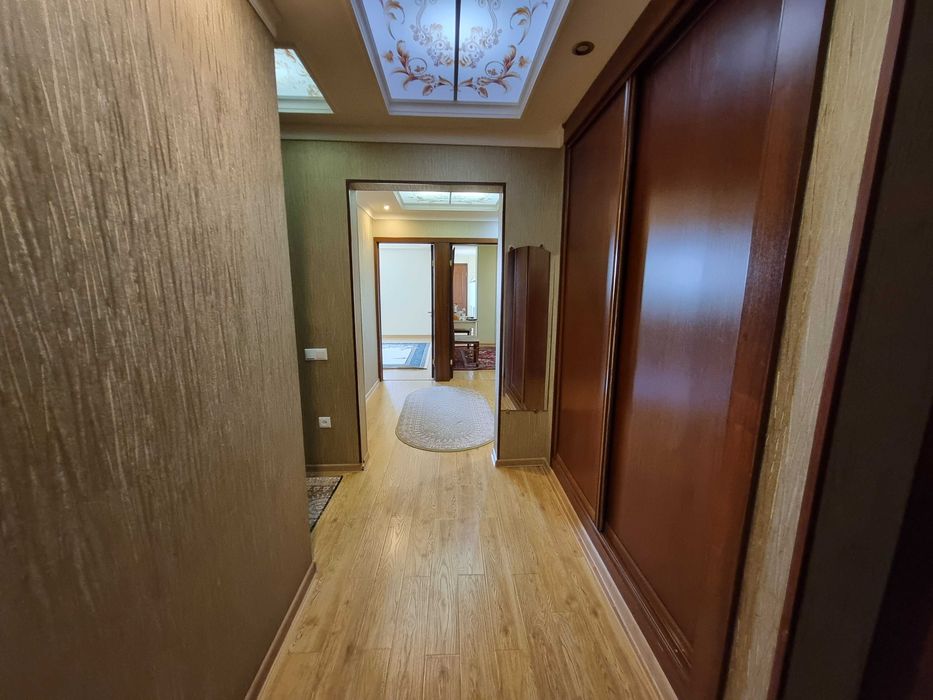 Срочно продам 3 комнат.квартиру возле Корзинка Крестик 40 лет