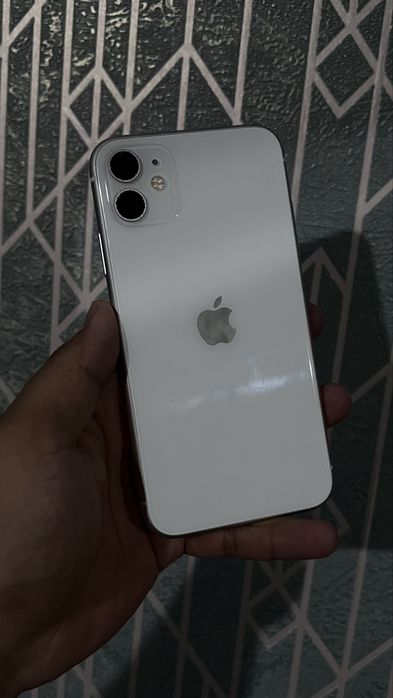 Iphone 11. 64gb 73%