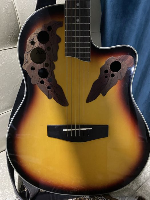 Электро акустическая гитара