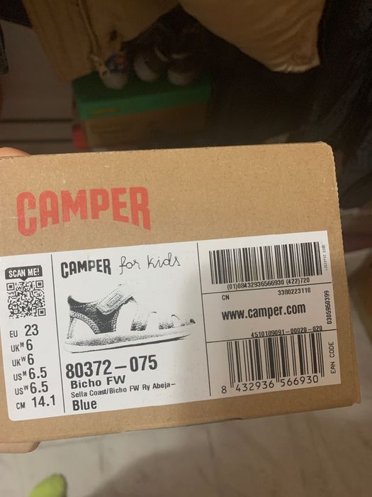 чисто нови сандали за момче Camper