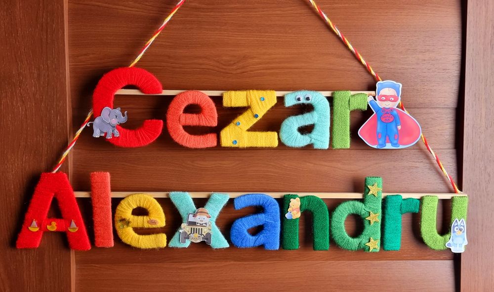 Litere colorate pentru camera copilului sau botez