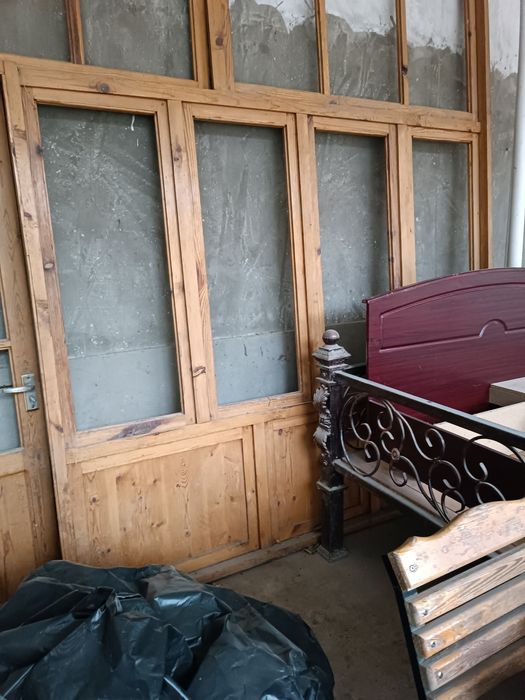 Тахта эшик ва ром сотилади