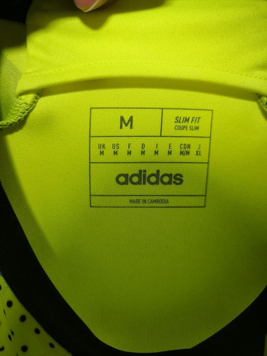 Чисто нова оригинална тениска на Арсенал размер M и L