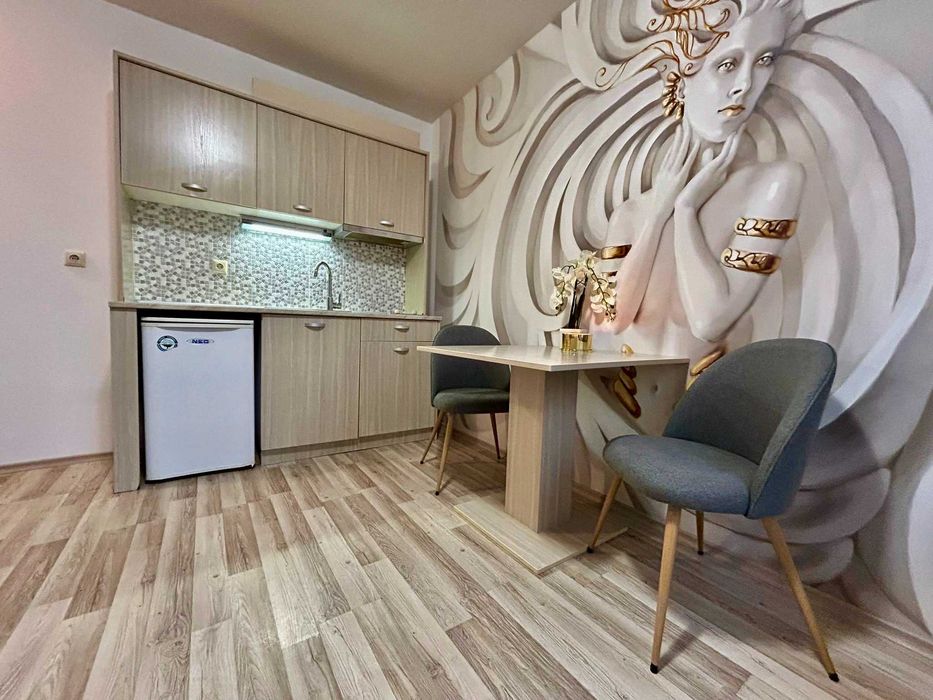 Продава се Двустаен апартамент в к.к. Слънчев бряг - 42 кв.м за 1855 €/кв.м - Снимка #3