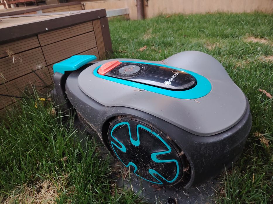 Robot de tuns iarba Gardena Silento Minimo