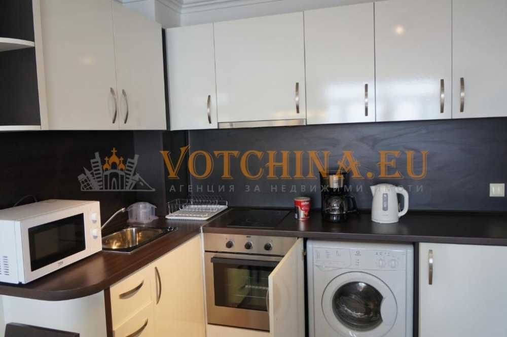 Продава се Тристаен апартамент в Варна, Център - 73 кв.м за 3192 €/кв.м - Снимка #2