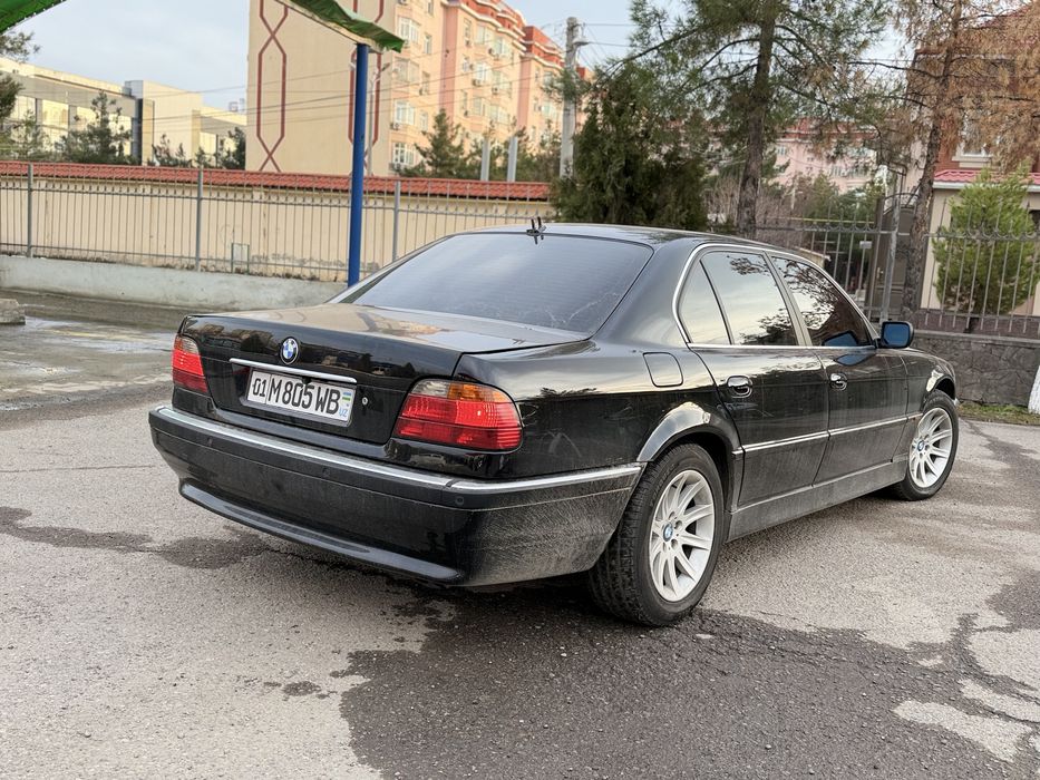 BMW E38 Бумер продается!