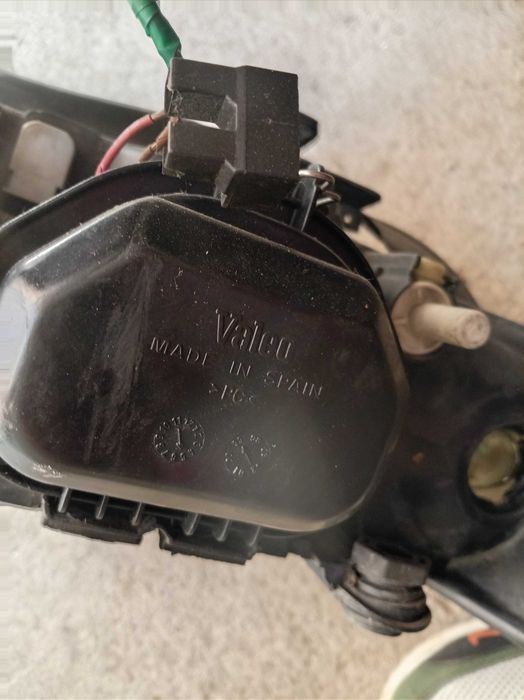 Ляв фар AUDI ауди А4 Б5 1999 седан Valeo