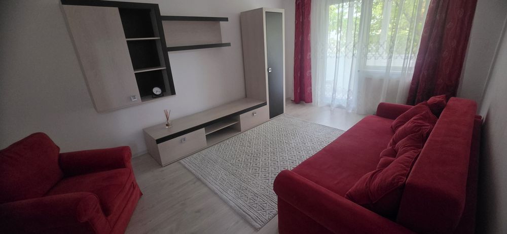 PF inchiriez ap. cu 2 cam.  pe Pandurilor