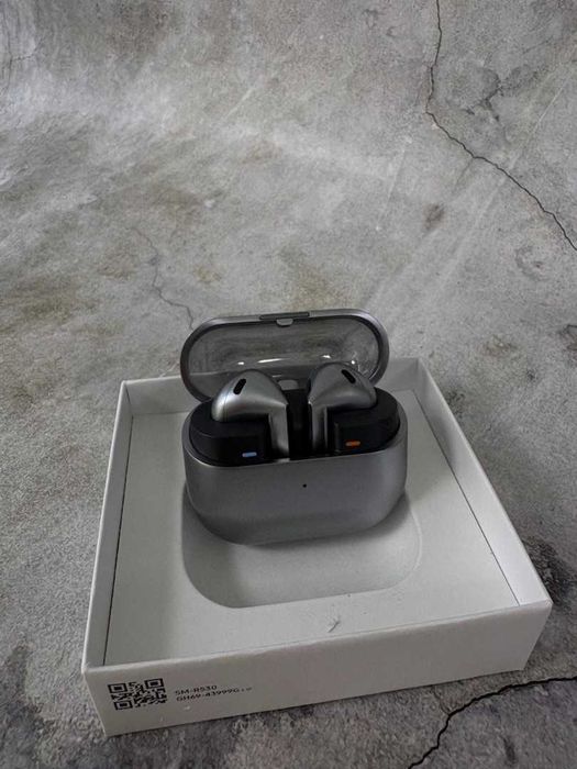 наушники Samsung Galaxy Buds 3 (костанай 1018) лот 911578