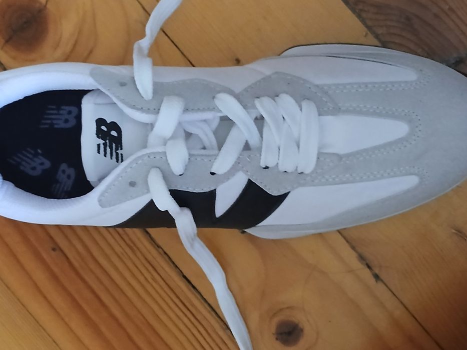 Маратонки NEW BALANCE 327
