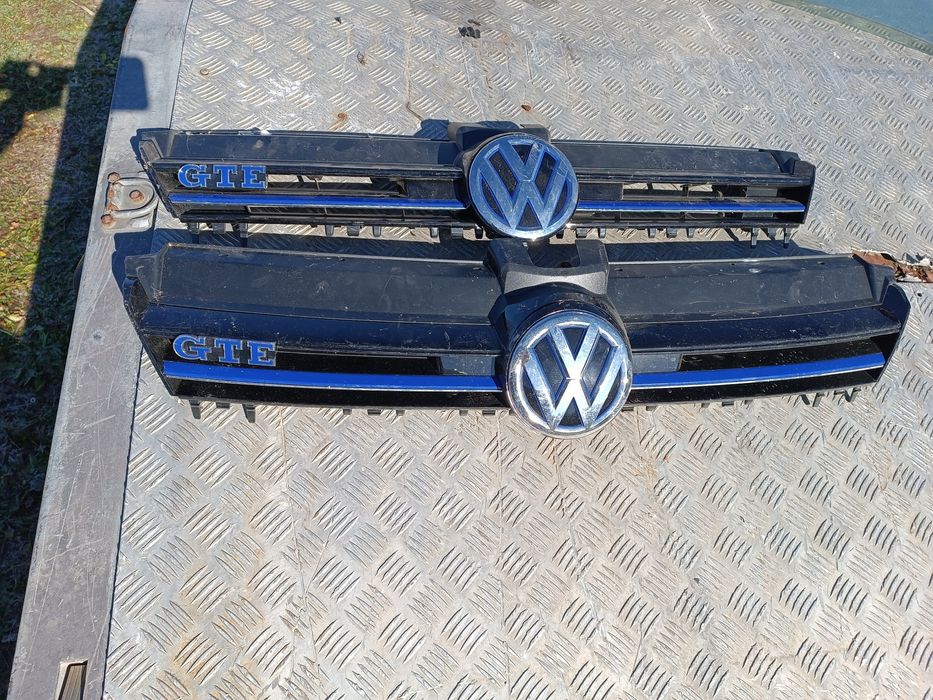 Решетка за Голф 7 нова,оригинална vw golf A7 hibrid