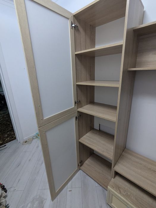 Продам шкаф для гостиной