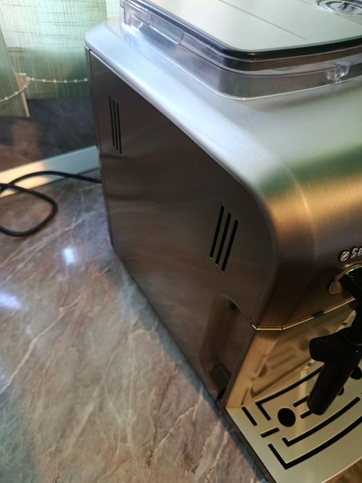 Espressor: Saeco syntia