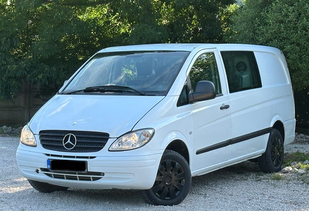 Vând Mercedes Vito 2.2 Diesel 6 Locuri +Marfa An 2006/6+1 Viteze-Inpecabil