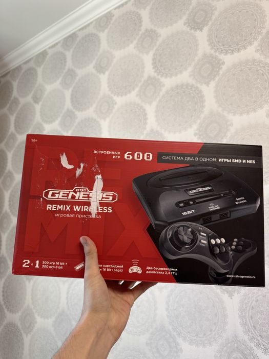 Retro Genesis Remix Wireless 8+16Bit + 600 игр