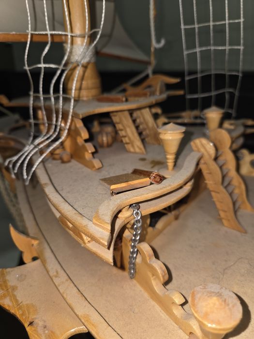 Корабль сувенирный