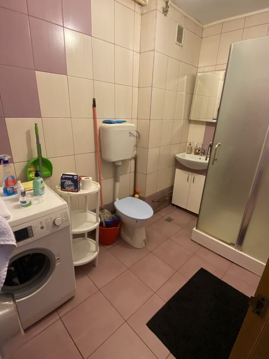 Proprietar inchiriez apartament cu 1 camera in zona Complexului / 38Mp
