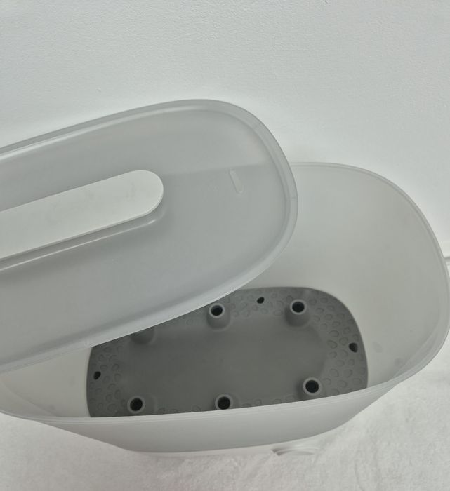 Sterilizator pentru biberoane