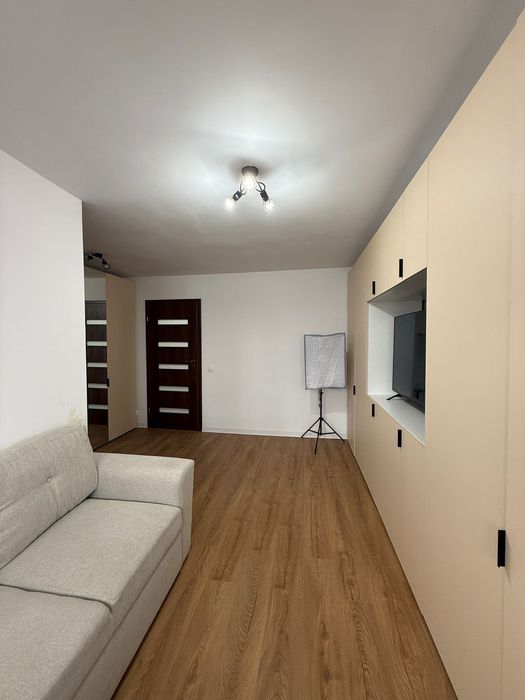 Dau spre închiriere garsonieră București