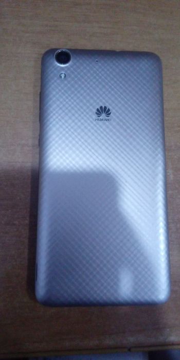 Продаю телефон Huawei Y3 II