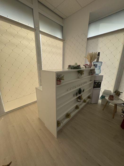 Vand Mobilier Receptie