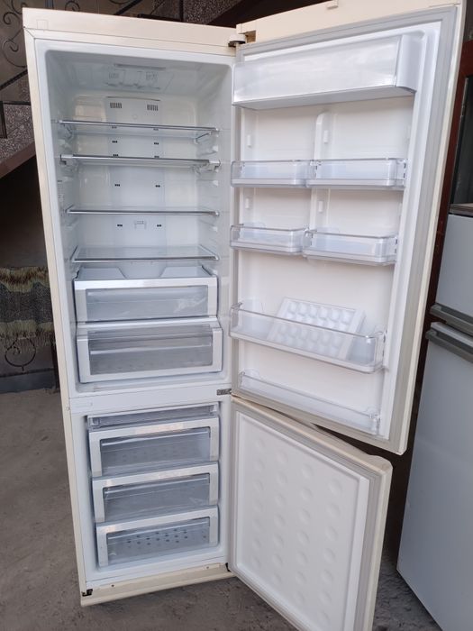 Продаётся холодильник