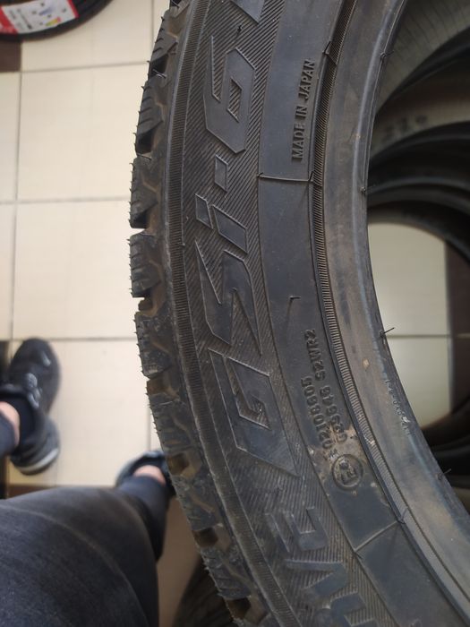 Toyo 215/55R18 GSI6