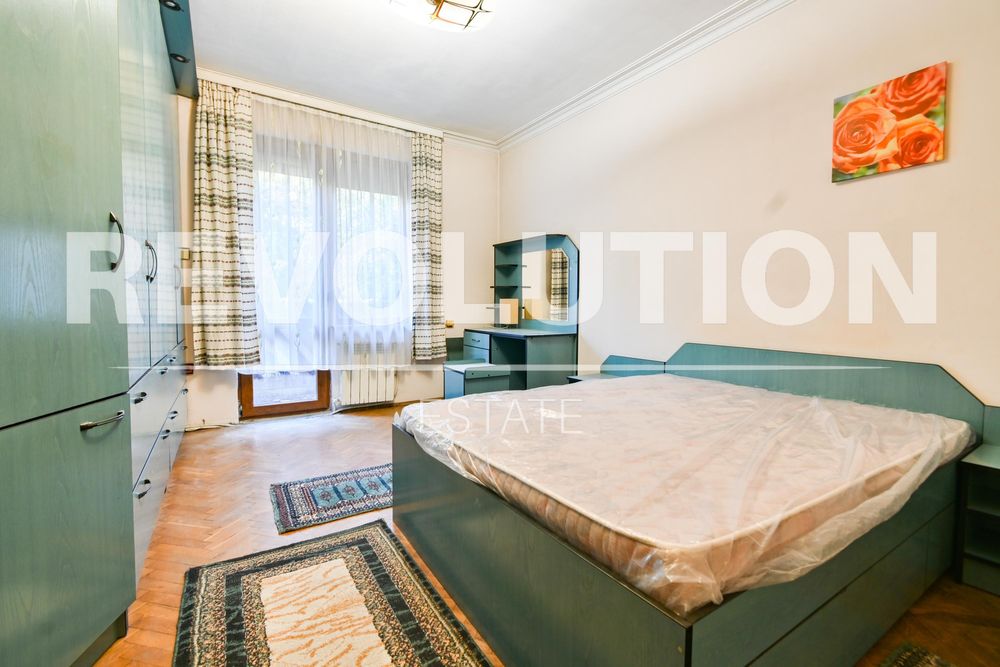 Дава се под наем Тристаен апартамент в София, Лозенец - 120 кв.м за 900 € - Снимка #8