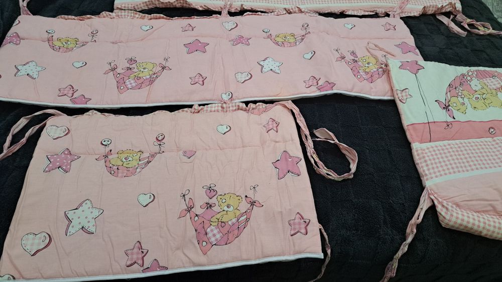 На детскую кроватку бортики