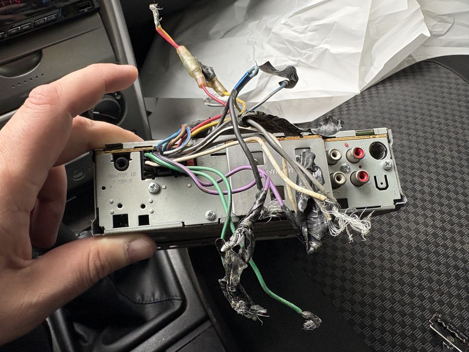 Магнитола JVC