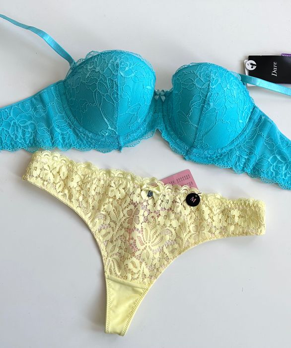 Дантелен сет от нов сутиен Dare & бикини Hunkemoller