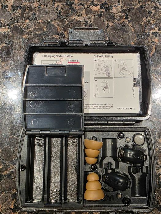 Активни антифони-тапи за стрелба "Peltor" 3М ТЕР - 200