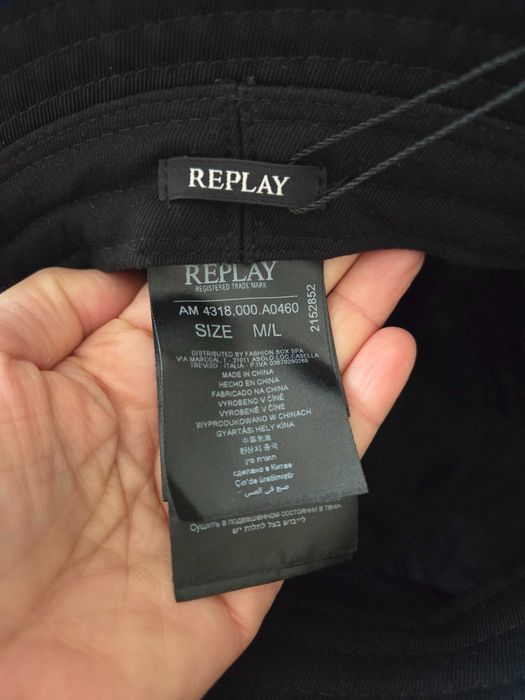 Мъжка шапка Replay