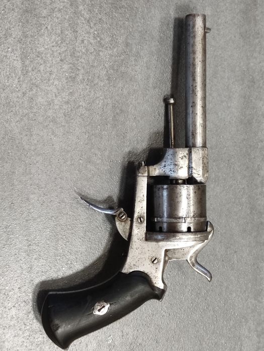 Lefaucheux / Белгийски  Револвер / Пищов