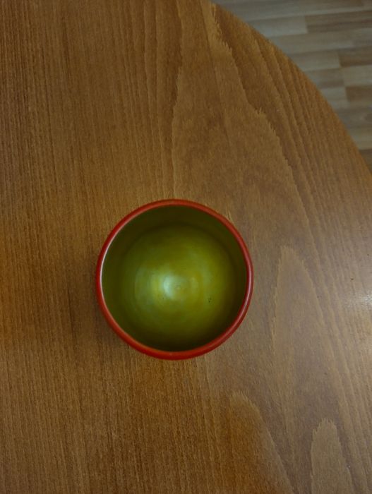 Декоративна ваза.