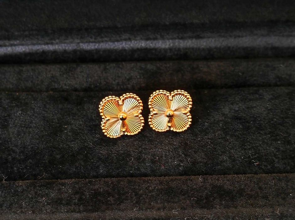 Розови дамски обеци Van Cleef & Arpels VCA Vintage Alhambra earrings