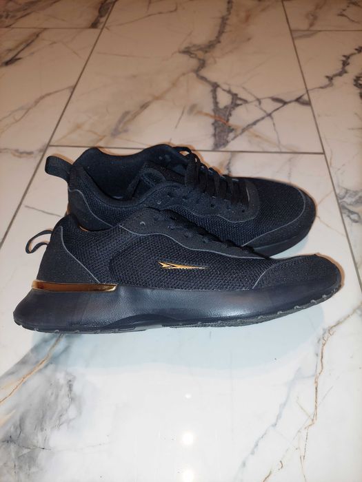 Маратонки Sprandi като нови