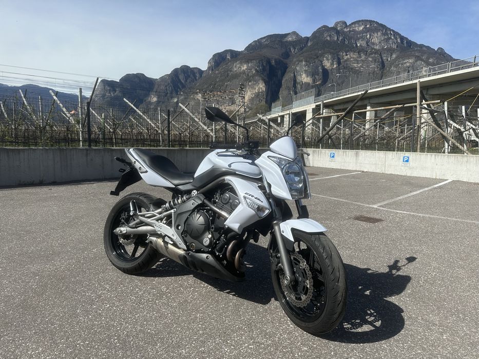 Kawasaki ER 6N limitata pt A2