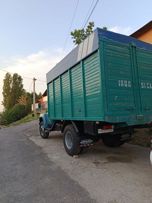 Mashina zil sotiladi