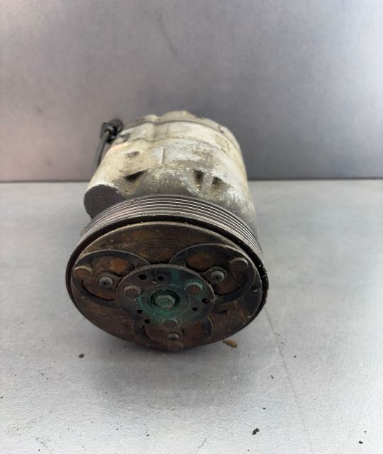 Compresor AC 1J0 820 803 G Volkswagen VW Golf a 4-a generatie
