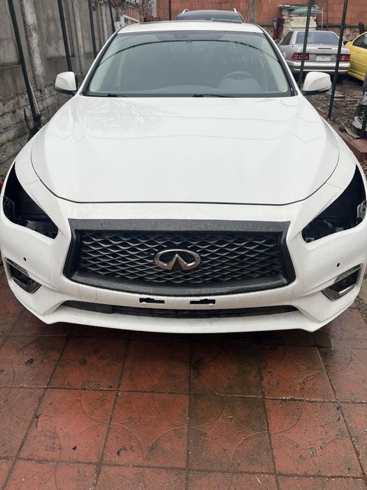 Infiniti Q50 Hibrid