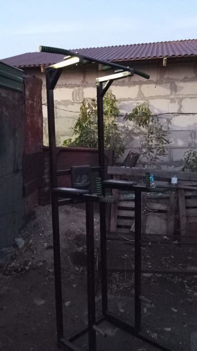 турник и брусья напольные