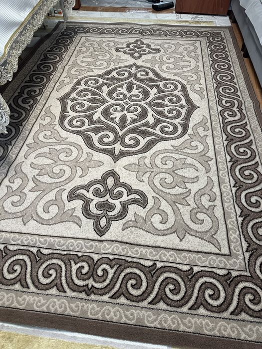 Продам ковер 2/3