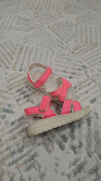 Обувь детская по 500