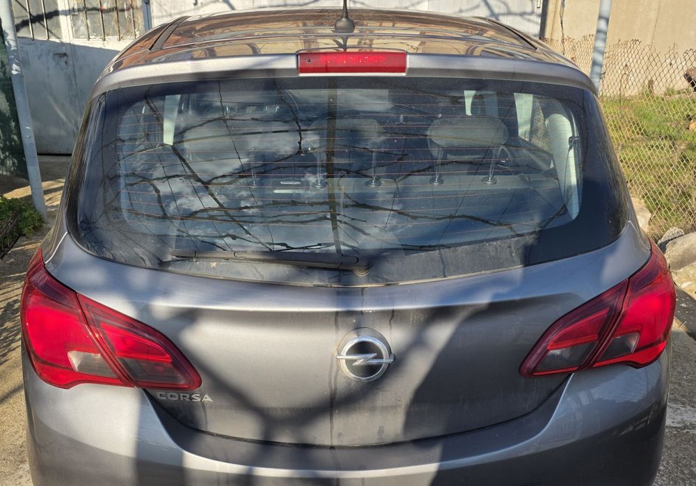 Лек автомобил опел корса